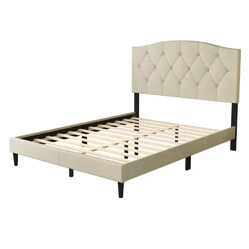 Letto a piattaforma King Size – Testiera Camelback, trapuntatura capitonné a diamante, capacità 272 kg