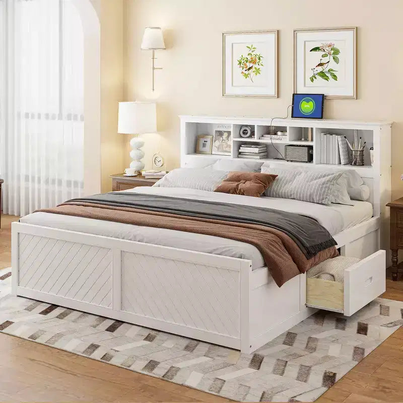 Letto matrimoniale king-size con piattaforma in legno, testiera con vano contenitore, ricarica USB e cassetti