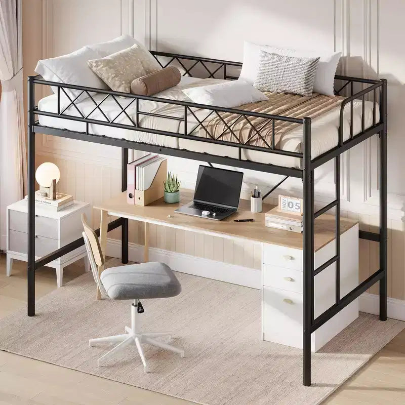 Letto a castello in metallo pesante, doppio su piazza e mezza, costruzione robusta e silenziosa con scaletta e sponde, design salvaspazio, non richiede la rete a molle