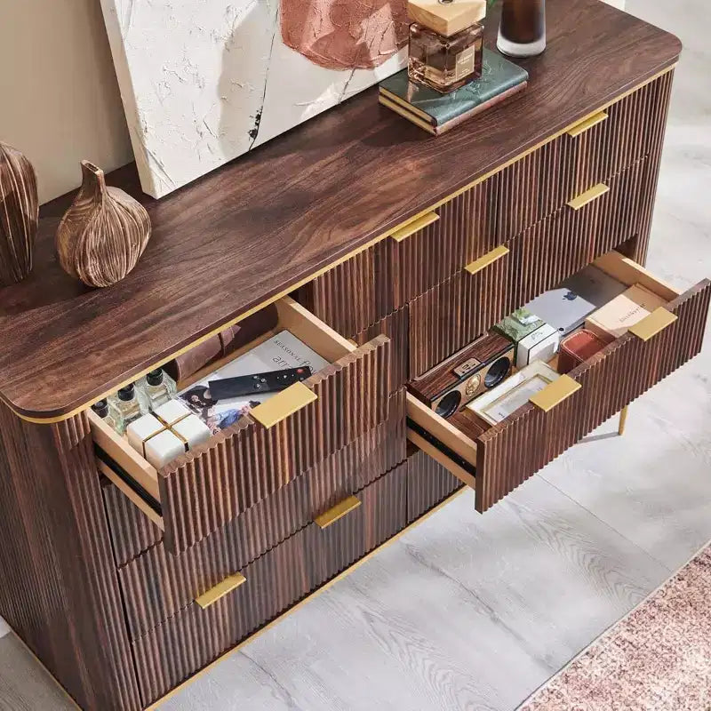 Cassettiera a 9 cassetti, comò in legno largo 137 cm con maniglie in metallo, cassettiera moderna per TV e organizer per camera da letto e soggiorno